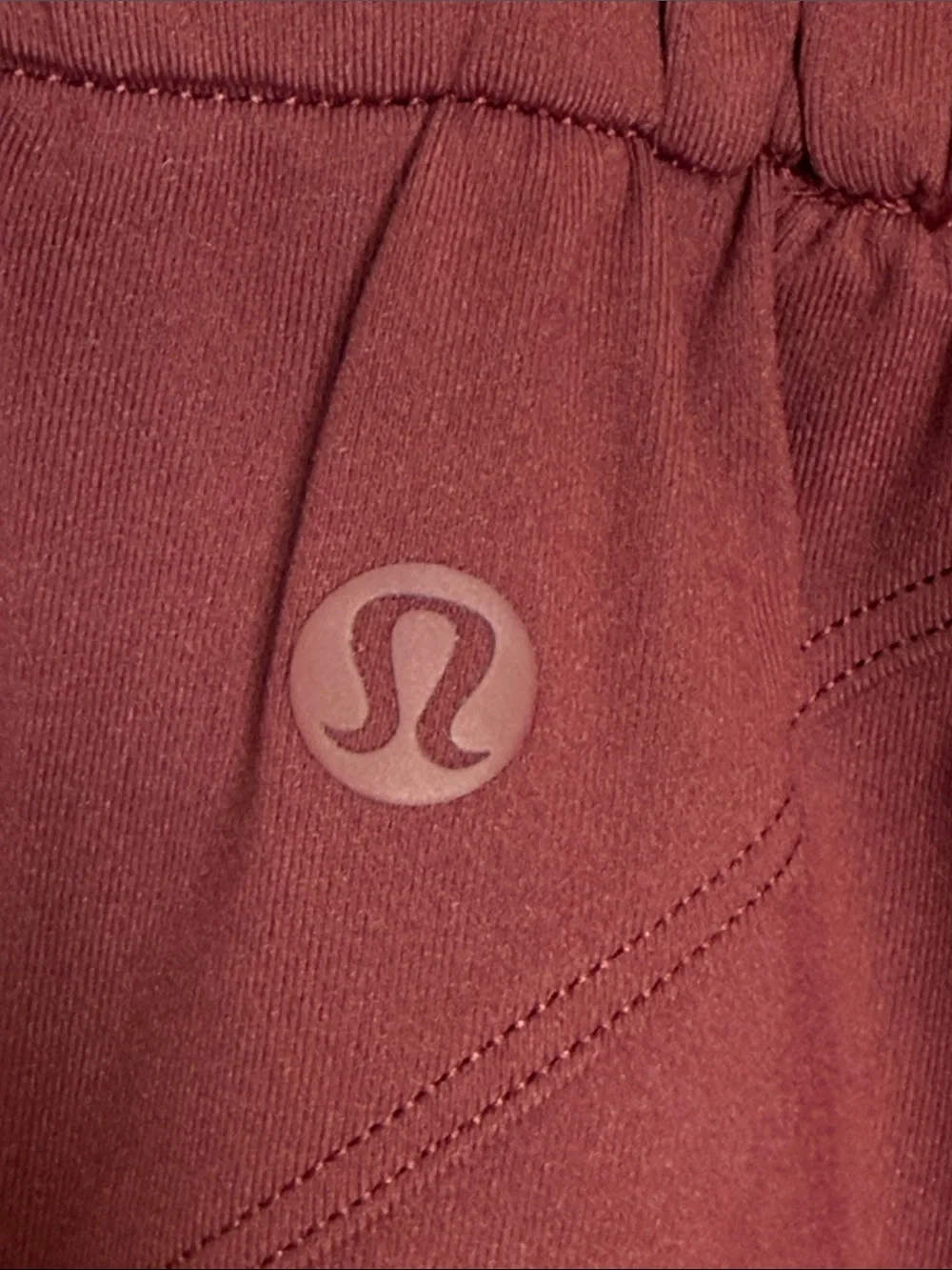 Lululemon Keep Moving Jogger Size 10 Merlot Red Relaxed Fit Pull-On Stretch EUC